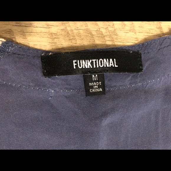 Funktional Dress - Picture 3 of 4